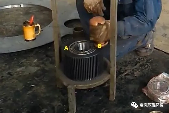 顆粒機(jī)壓輥總成安裝方法圖解